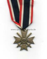 Kriegsverdienstkreuz 2. Kasse 1939 mit Schwertern – Bild 2