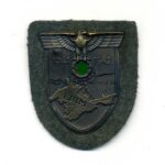 Krimschild mit Hersteller "JFS 42"