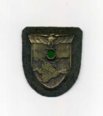 Krimschild auf Heeresstoff