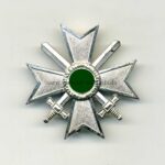 Kriegsverdienstkreuz 1. Klasse mit Schwertern, Buntmetall, Hst. - 43. Julius Bauer, Zella-Mehlis