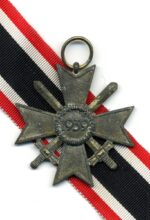 Kriegsverdienstkreuz 2. Klasse mit Schwertern – Bild 2