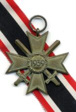 Kriegsverdienstkreuz 2. Klasse mit Schwertern – Bild 2