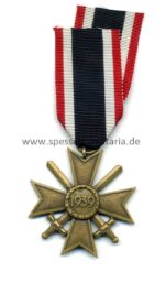 Kriegsverdienstkreuz 2. Kasse 1939 mit Schwertern – Bild 2