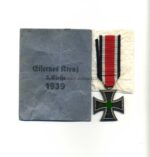 Eisernes Kreuz 2. Klasse 1939 mit Verleihungstüte - Hst. 65 Klein & Quenzer, Oberstein, Kerntyp 3