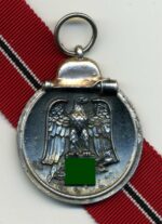 Ostmedaille, Winterschlacht im Osten 1941/42 (Hst. 10 – Förster & Barth, Pforzheim)