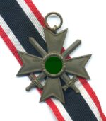 Kriegsverdienstkeuz 2. Klasse mit Schwertern, Hst. 100
