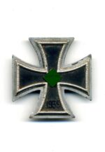 Eisernes Kreuz 1. Klasse 1939, Hst. Rudolf Wächtler & Lange, Mittweida "crimped bolt"