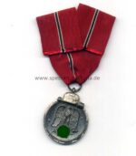 Ostmedaille, Winterschlacht im Osten 1941/42 (Hst. 18 -Karl Wurster KG, Markneukirchen)