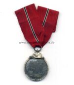 Ostmedaille, Winterschlacht im Osten 1941/42 (Hst. 18 -Karl Wurster KG, Markneukirchen) – Bild 2