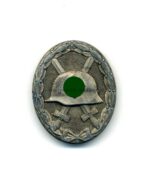 Verwundetenabzeichen in Silber Hersteller 30