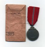 Ostmedaille, Winterschlacht im Osten 1941/42 mit Verleihungstüte,(Hst. 30, Hauptmünzamt Wien) – Bild 2