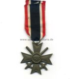 Kriegsverdienstkreuz 2. Kasse 1939 mit Schwertern – Bild 2