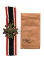 Kriegsverdienstkreuz mit Schwertern 2.Klasse 1939 mit Verleihungstüte, Herst. Klein & Quenzer, Oberstein/Nahe – Bild 2