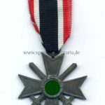 Kriegsverdienstkreuz 2 Klasse mit Schwertern mit Hersteller 108
