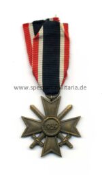 Kriegsverdienstkreuz 2. Klasse mit Schwertern Hst. 18 – Bild 2