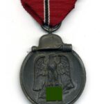 Ostmedaille, Winterschlacht im Osten 1941/42 (Hst. 109 – Walter & Henlein, Gablonz)