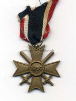 Kriegsverdienstkreuz 2. Klasse mit Schwertern – Bild 2