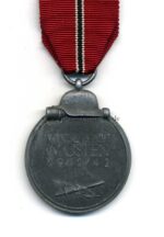 Ostmedaille, Winterschlacht im Osten 1941/42 (Hst. 13 – Gustav Brehmer, Markneukirchen) – Bild 2