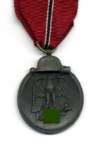 Ostmedaille, Winterschlacht im Osten 1941/42 (Hst. 4 – Steinhauer & Lück, Lüdenscheid)