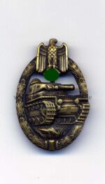 Panzerkampfabzeichen in Bronze Hersteller "Karl Wurster, Markneukirchen" selten