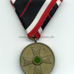 Kriegsverdienstmedaille 1939 an Dreiecksband