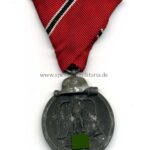 Medaille Winterschlacht im Osten 1941/42 – Trageweise Österreich, Hst. 65 “Klein & Quenzer, Oberstein”