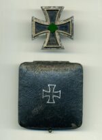 Eisernes Kreuz 1. Klasse 1939 im Etui, Hersteller B.H. Mayer, Pforzheim