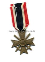 Kriegsverdienstkreuz 2. Kasse 1939 mit Schwertern – Bild 2