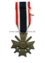 Kriegsverdienstkreuz 2. Kasse 1939 mit Schwertern – Bild 2