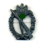 Infanteriesturmabzeichen in Silber mit Hersteller "M.K.4"