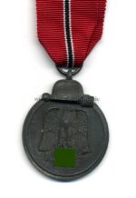 Ostmedaille, Winterschlacht im Osten 1941/42 (Hst. 26 – B.H. Mayer, Pforzheim)