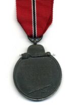 Ostmedaille, Winterschlacht im Osten 1941/42 (Hst. 26 – B.H. Mayer, Pforzheim) – Bild 2
