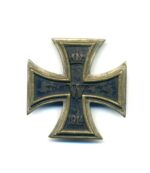 gewölbtes Eisernes Kreuz 1. Klasse 1914 W.Deumer