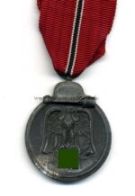 Ostmedaille, Winterschlacht im Osten 1941/42 (Hst. 23 – Arbeitsgemeinschaft für Heeresbedarf in der Graveur & Ziselierinnung, Berlin)