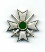 Kriegsverdienstkreuz 1. Klasse mit Schwertern, Buntmetall, Hst. - 43. Julius Bauer, Zella-Mehlis