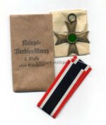 Kriegsverdienstkreuz 2. Klasse ohne Schwerter, Hst. 1 Deschler & Sohn München