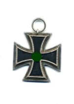 Eisernes Kreuz 2. Klasse 1939 – Hst. 24 (Arbeitsgemeinschaft der Hanauer Plakettenhersteller, Hanau am Main)