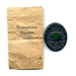 Verwundetenabzeichen Schwarz mit Tüte Fritz Kohm, Pforzheim