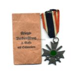 Kriegsverdienstkreuz 2. Klasse mit Schwerter, Hst. 1 Deschler & Sohn München