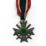 Kriegsverdienstkreuz 2 Klasse mit Schwertern mit Hersteller 32