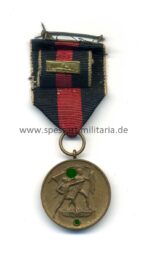 Medaille zur Erinnerung an den 1. Oktober 1938 (Sudetenland-Medaille) mit Prager Burg Spange