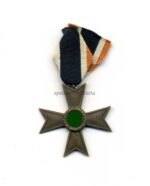 Kriegsverdienstkreuz 2. Klasse 1939 ohne Schwerter, Hst. 107 "Carl Wild, Hamburg"