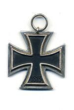 Eisernes Kreuz 2. Klasse 1939 – Hst. 24 (Arbeitsgemeinschaft der Hanauer Plakettenhersteller, Hanau am Main) – Bild 2