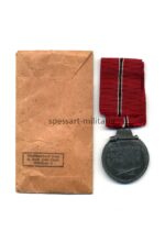 Ostmedaille mit Verleihungstüte, Hst. Metallwarenfabrik Posen, Winterschlacht im Osten 1941/42 -Selten- – Bild 2